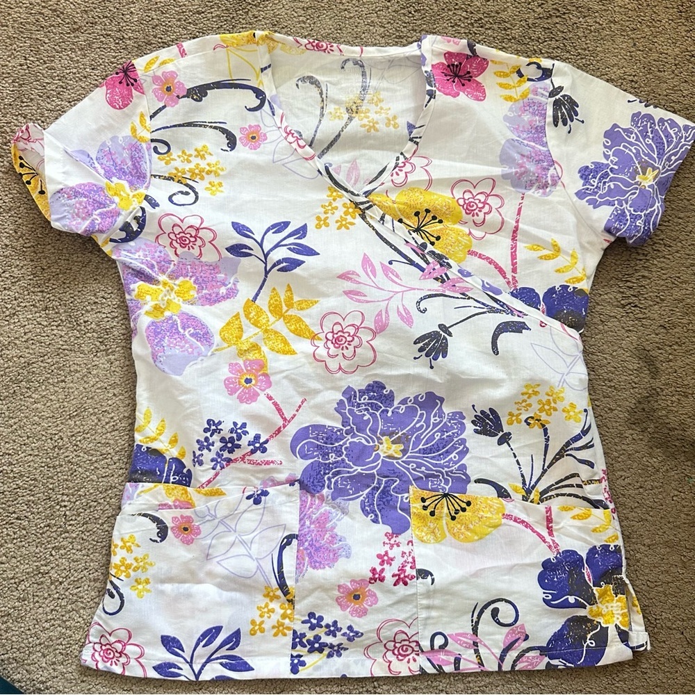 Ecko Unlimited Floral scrubs- White, Purple, Yellow
